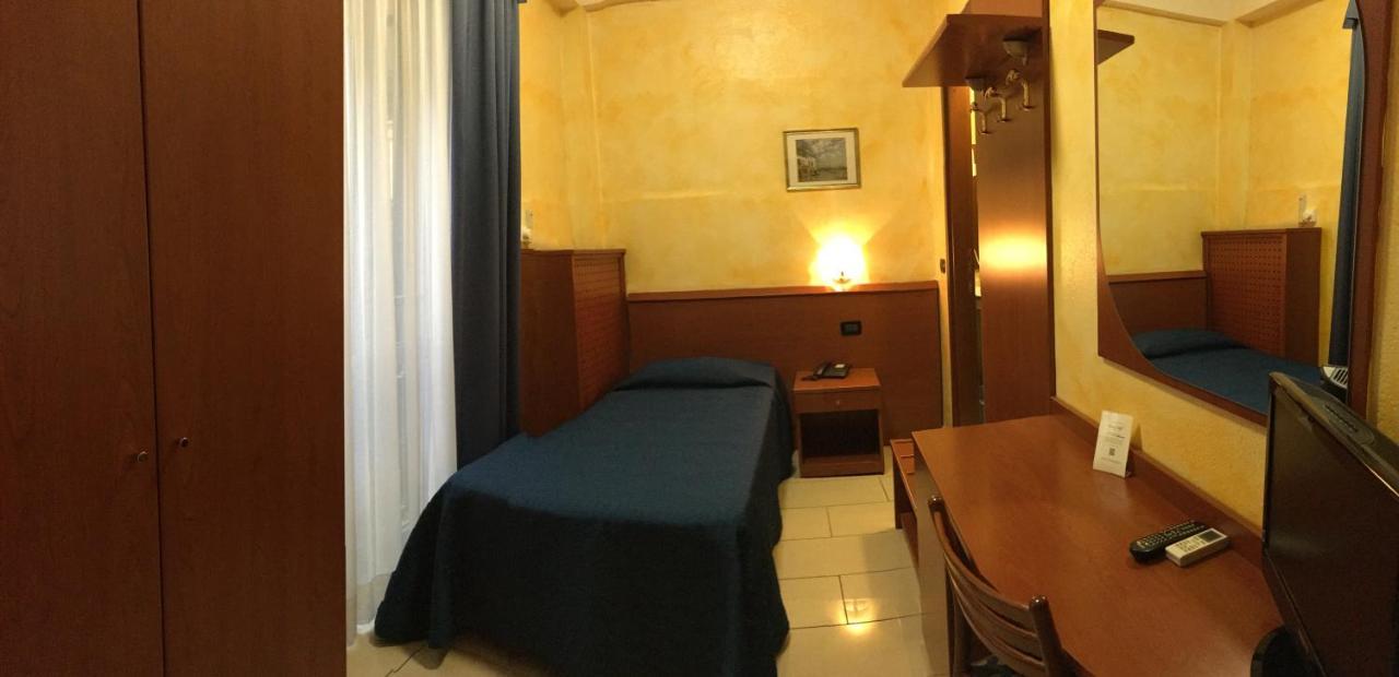 Hotel Aurora Μιλάνο Εξωτερικό φωτογραφία