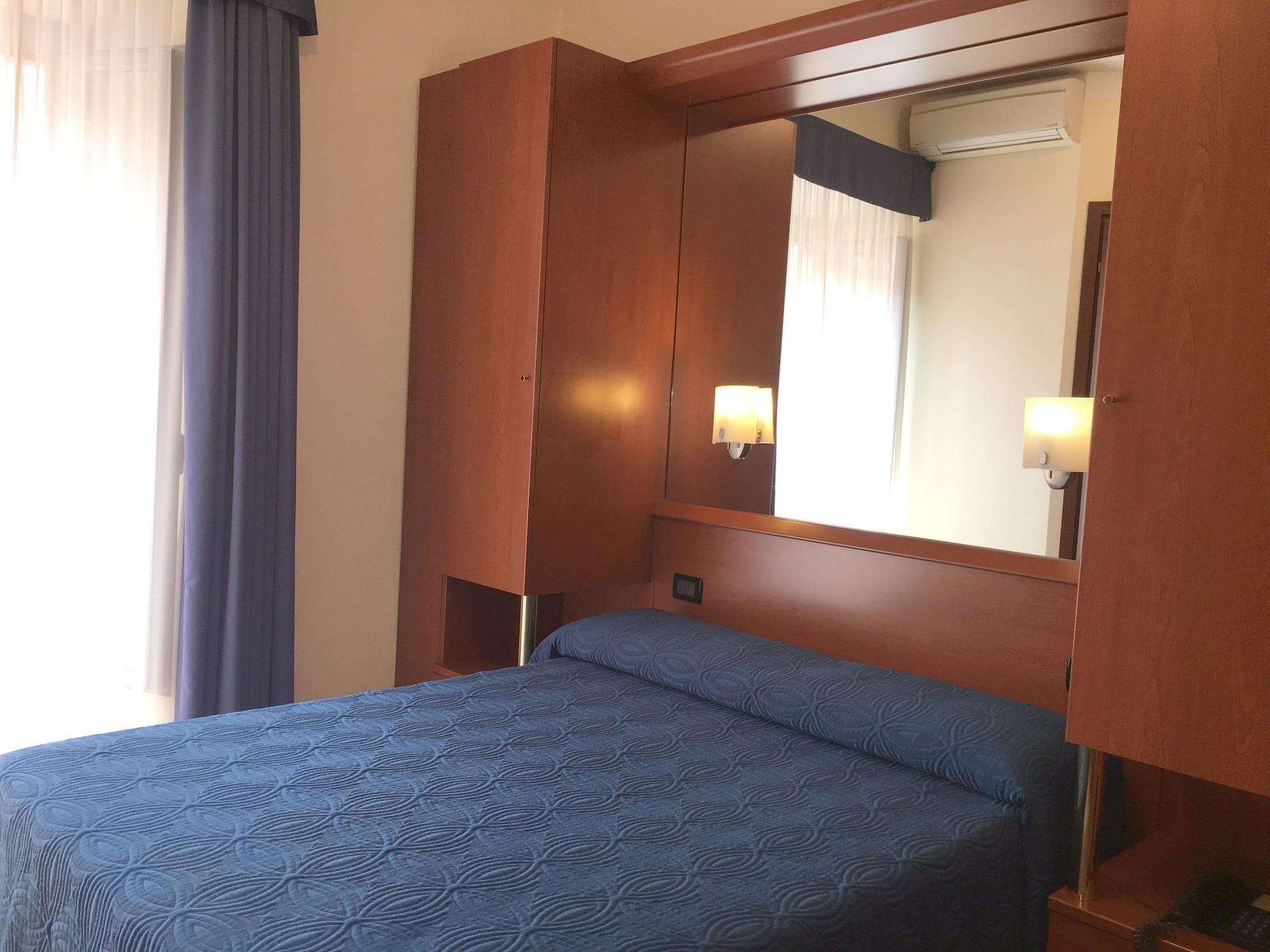Hotel Aurora Μιλάνο Εξωτερικό φωτογραφία