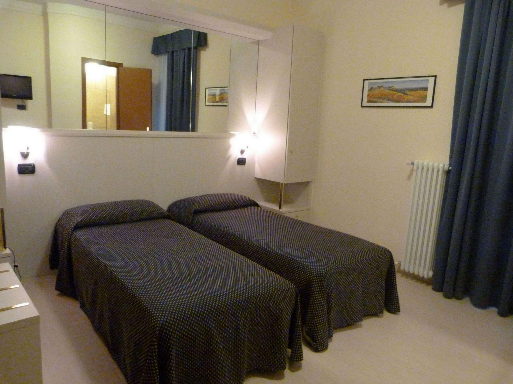 Hotel Aurora Μιλάνο Εξωτερικό φωτογραφία