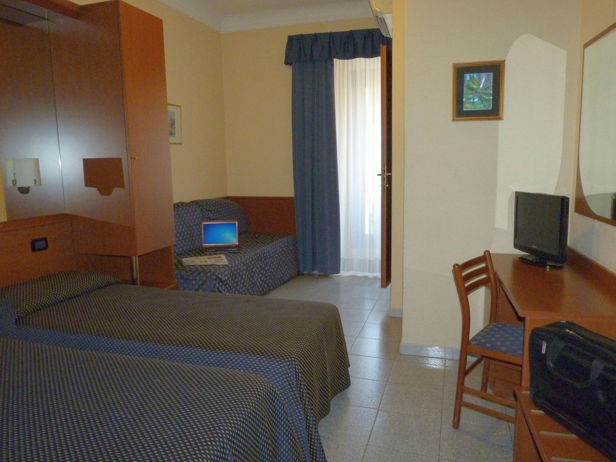 Hotel Aurora Μιλάνο Εξωτερικό φωτογραφία