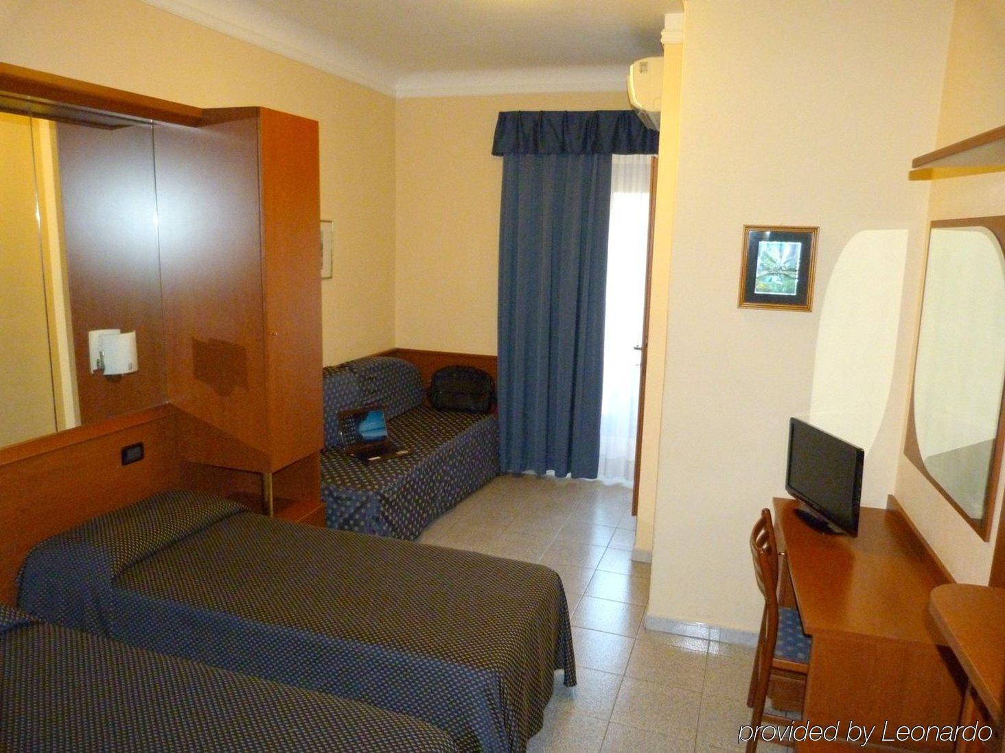 Hotel Aurora Μιλάνο Δωμάτιο φωτογραφία