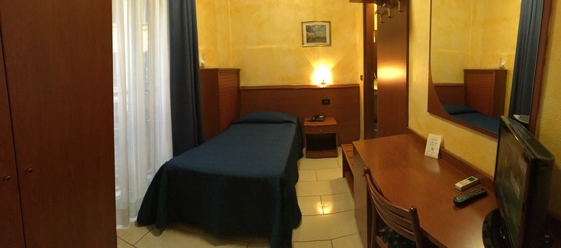Hotel Aurora Μιλάνο Εξωτερικό φωτογραφία